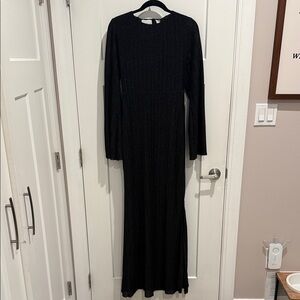 Elegant Black Shimmer Long Sleeve Dress